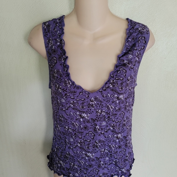Old Navy Purple Floral V-Neck Sleeveless Tank Top with Ruffled Hems Size Women S - Picture 3 of 9